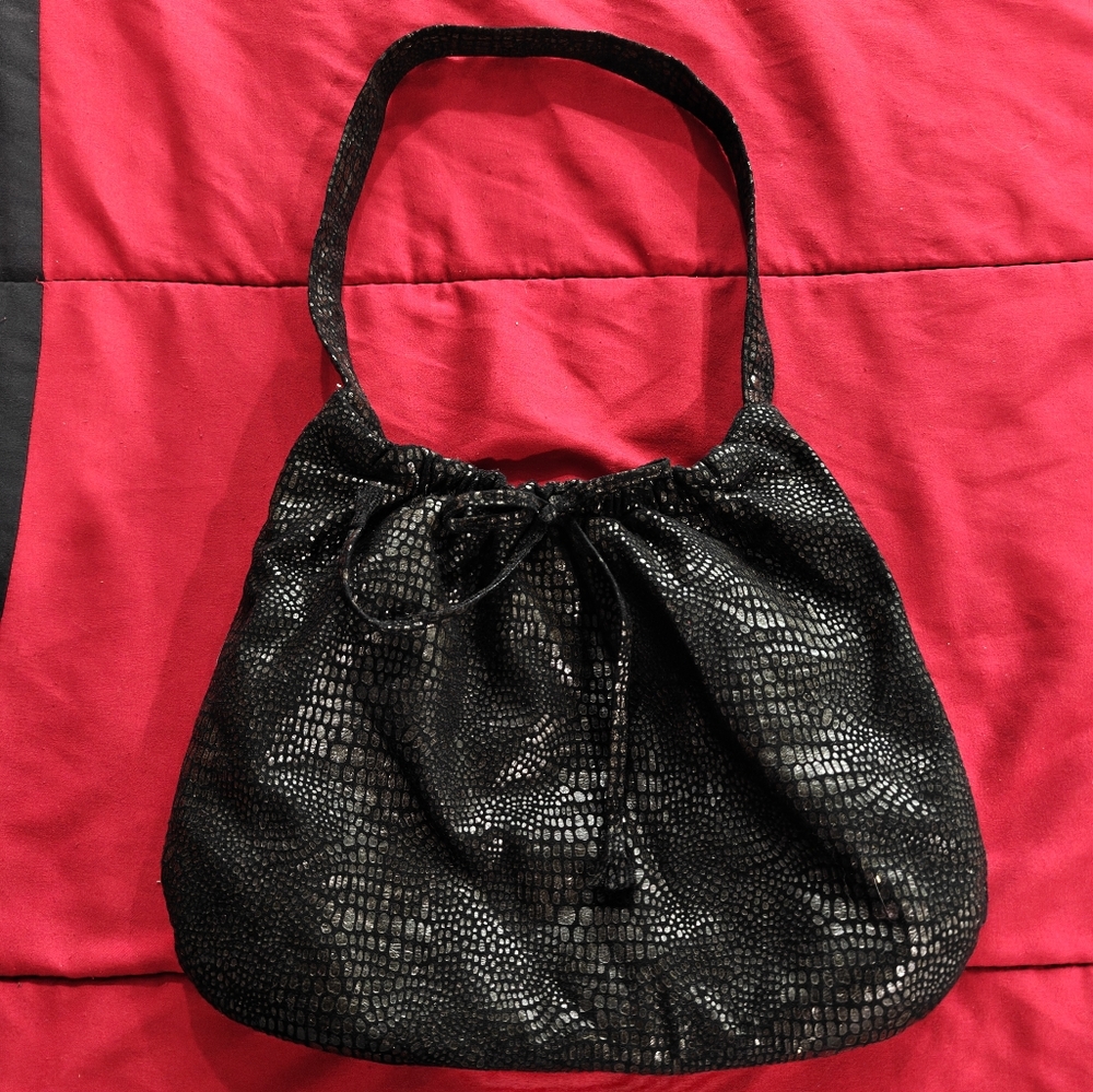 Elegant Black Shoulder Bag